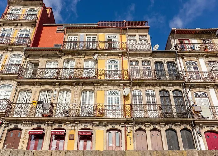 With Balcony For 4 Guests Διαμέρισμα