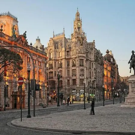 With Balcony For 4 Guests Apartmán