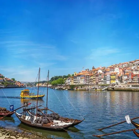 With Balcony For 4 Guests Lejlighed Porto