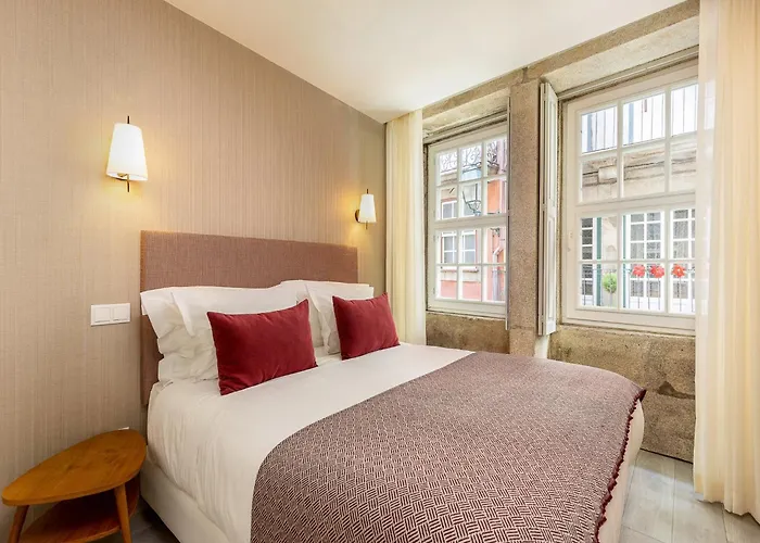 With Balcony For 4 Guests *